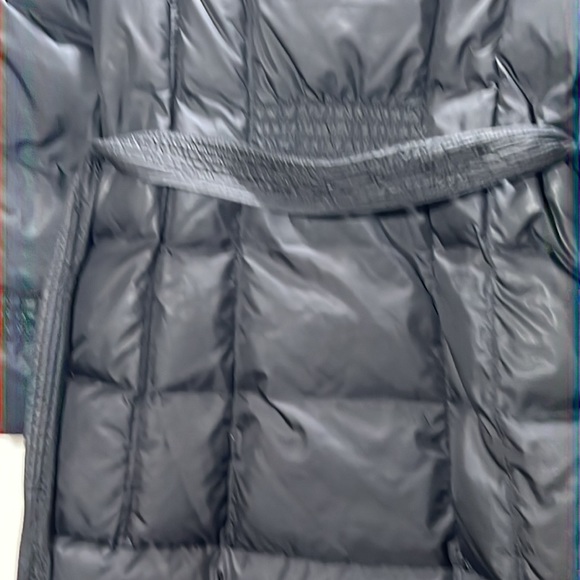 Cole Haan Black Fully Lined Belted Puffer Zip Closure Coat Front Pockets Size S - Picture 9 of 12
